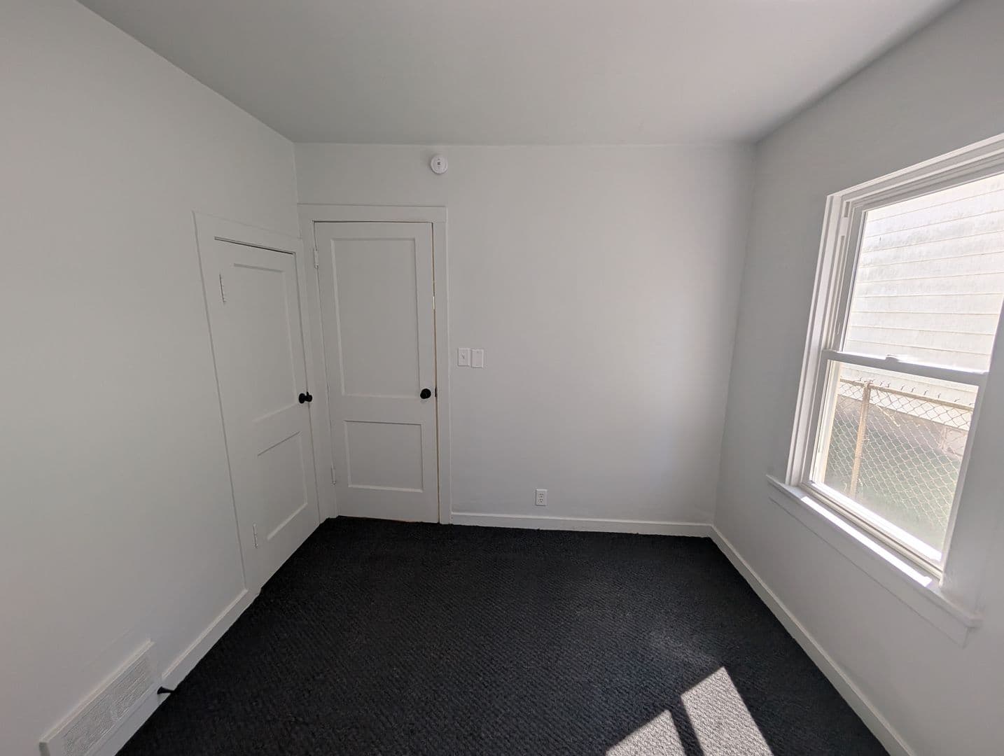 Mishawaka House: 923 S Logan St