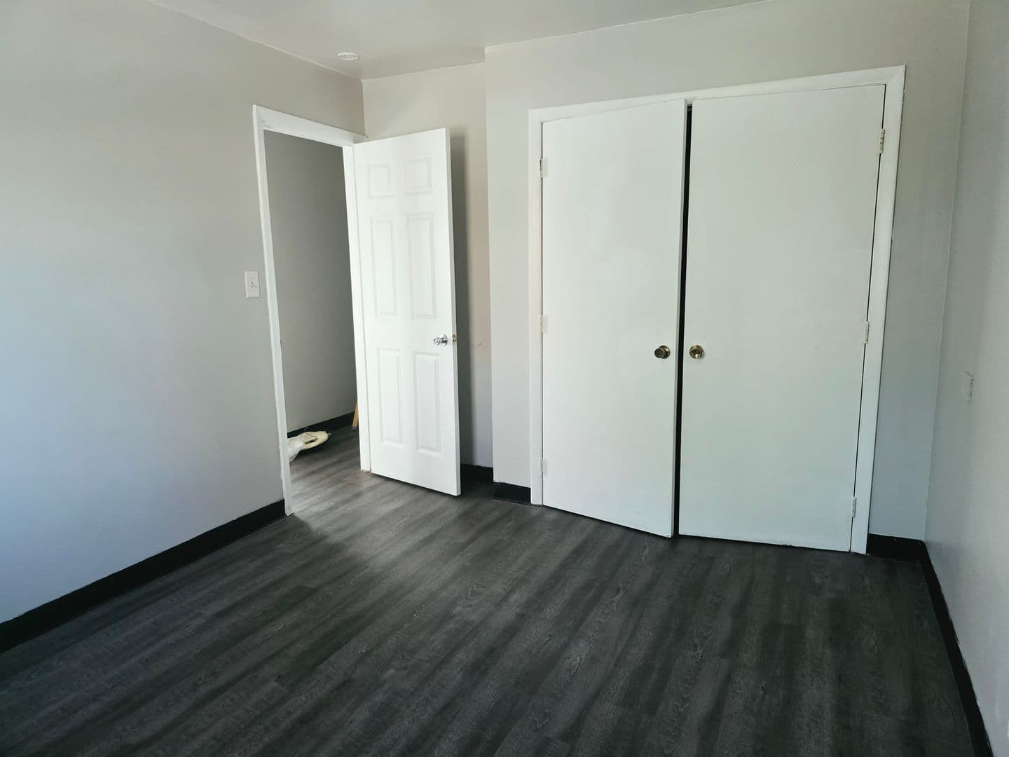 Elkhart Apartment: 310 Division St