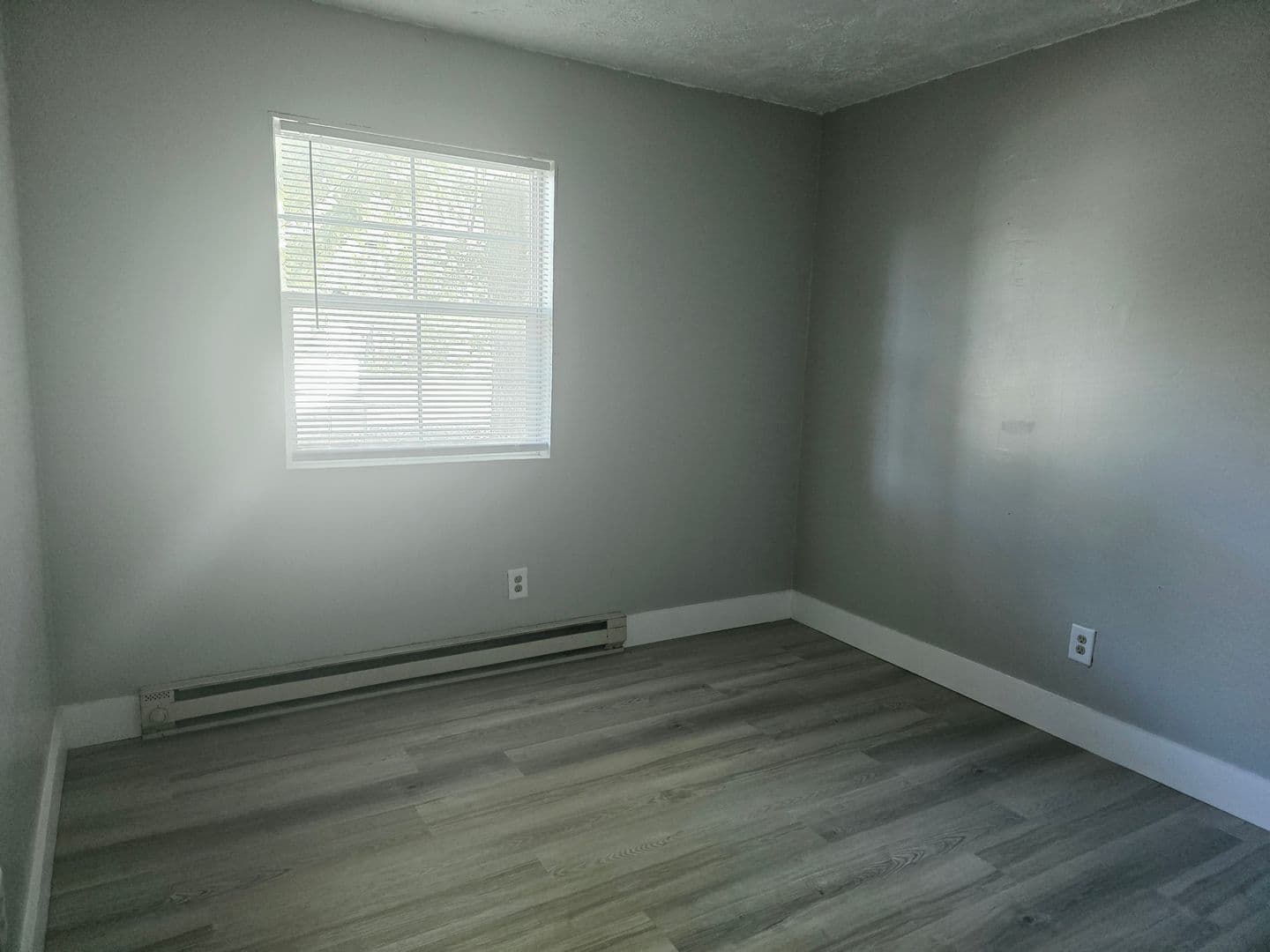 Elkhart Apartment: 310 Division St