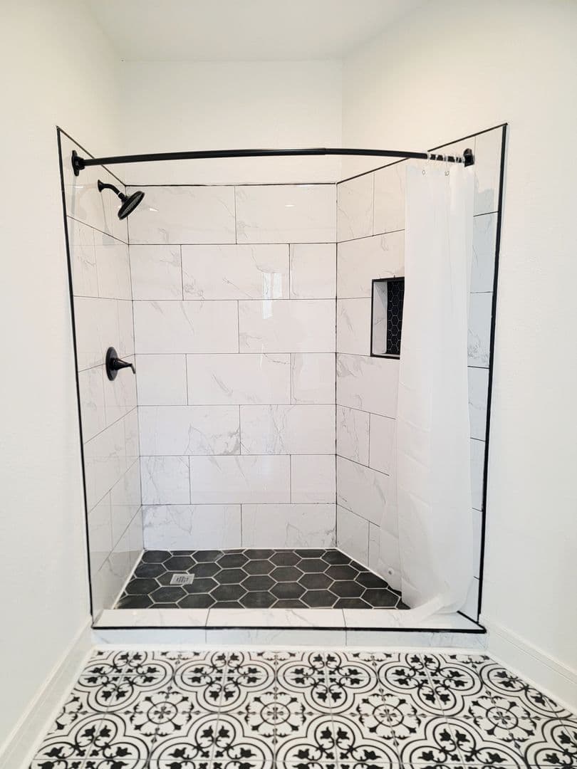 South Bend House: 2118 Lincolnway W