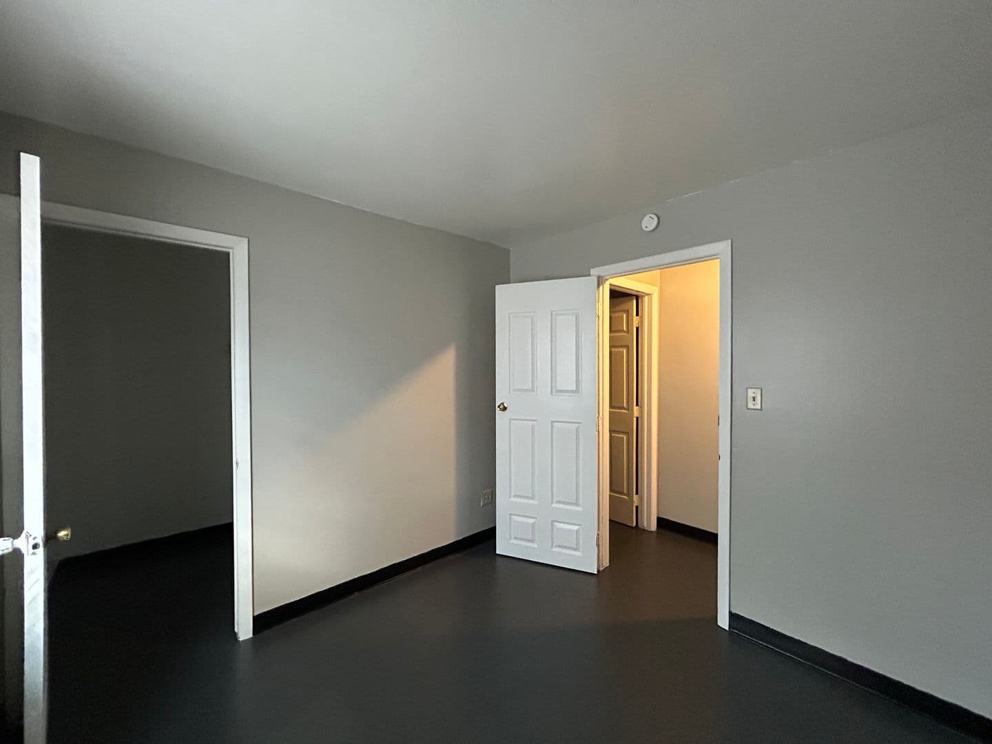 Elkhart Apartment: 310 Division St