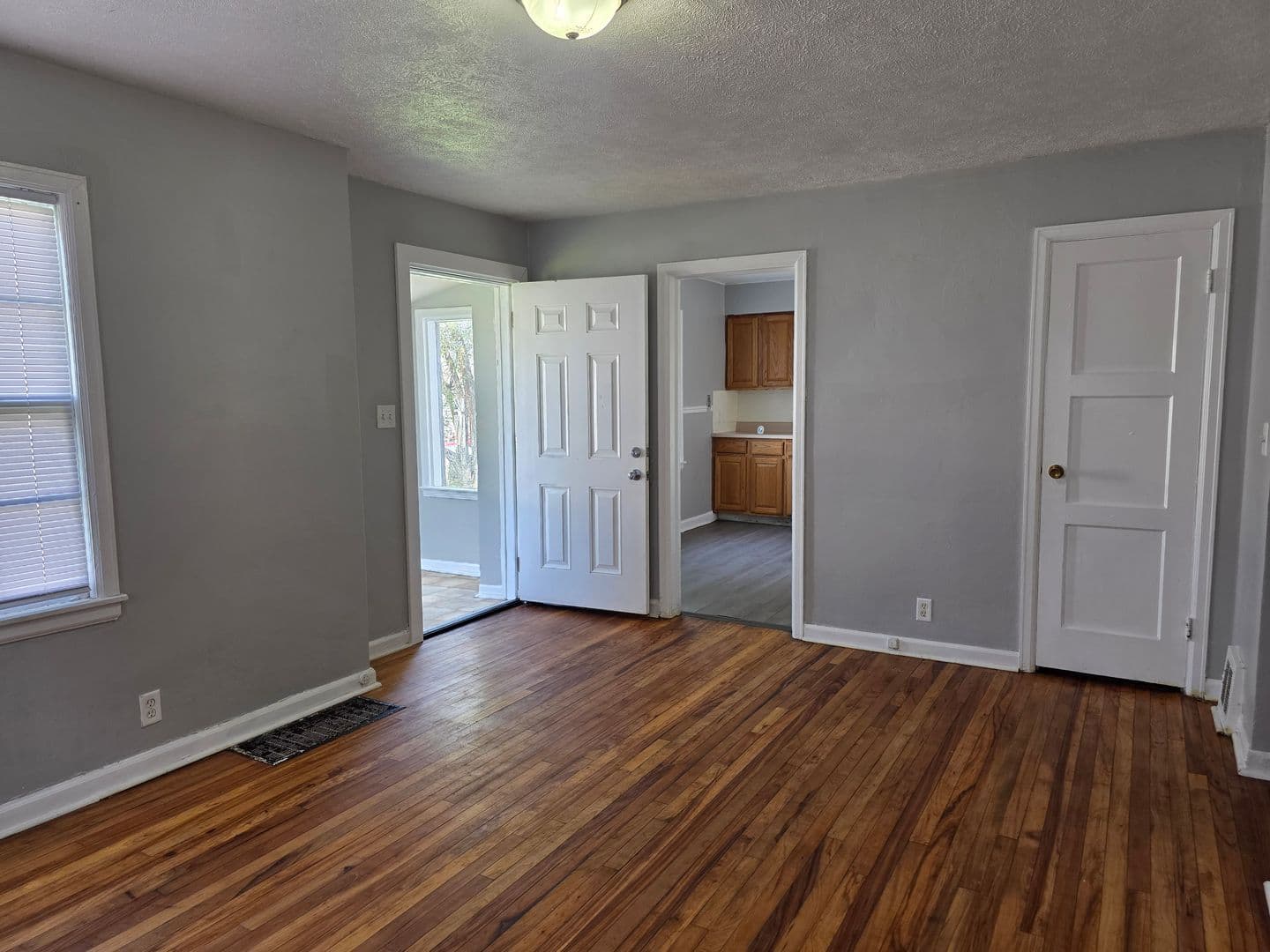 South Bend House: 1236 Terrace Ave