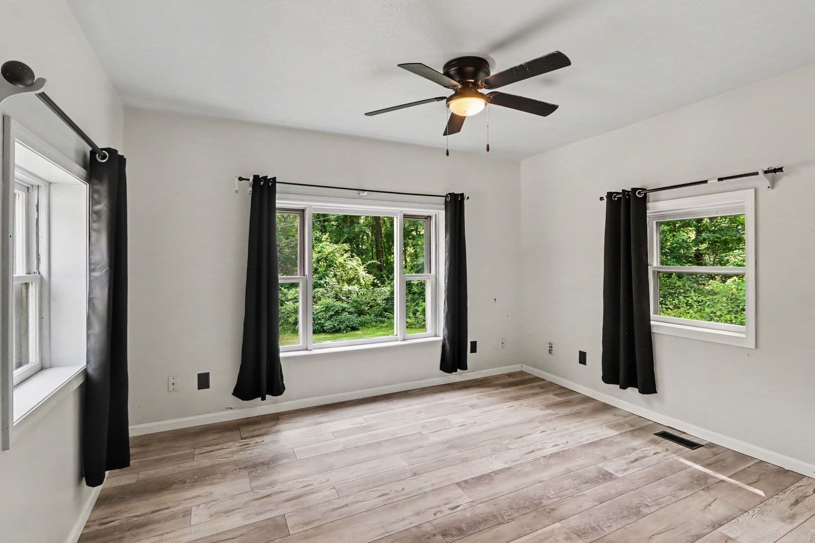 Three Rivers House: 15068 Millard Rd