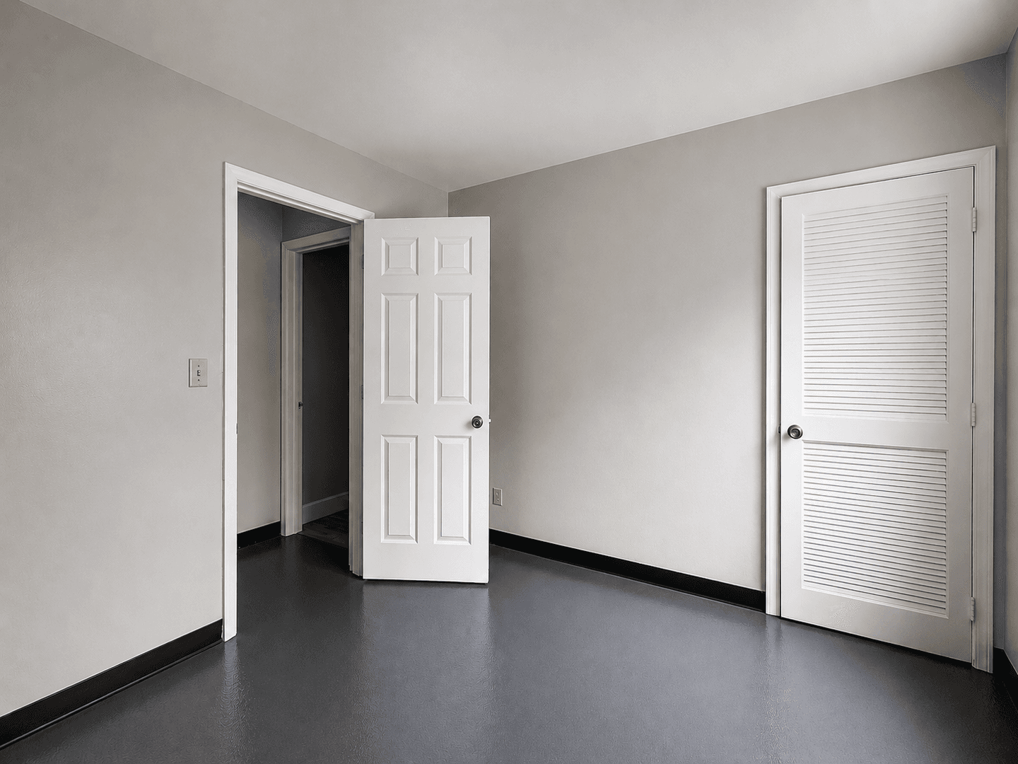 Elkhart Apartment: 310 Division St