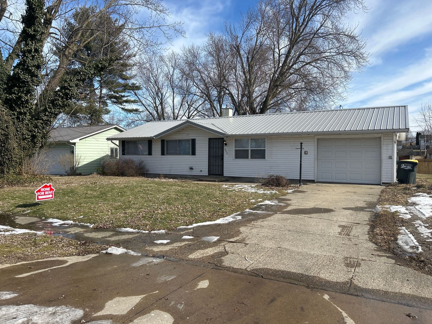 Lagrange House: 360 Parkway St