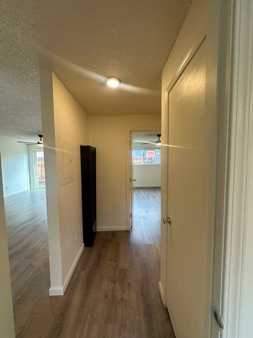 Klamath Falls Apartment: 2647 Pear Street