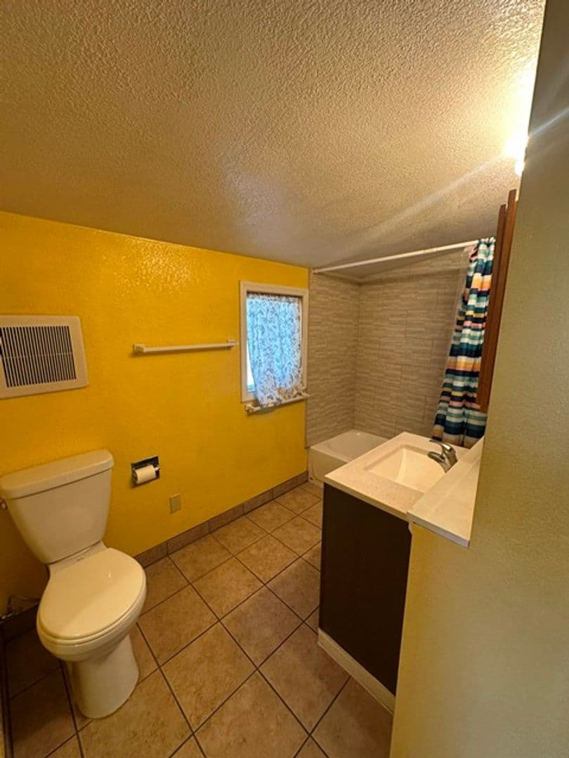 Klamath Falls House: 1220 Martin Street