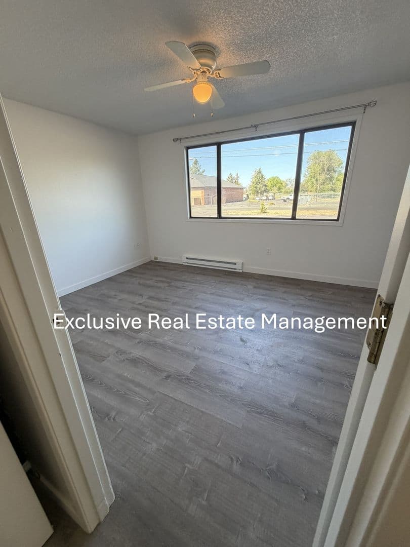 Klamath Falls Apartment: 4500 Cannon Avenue