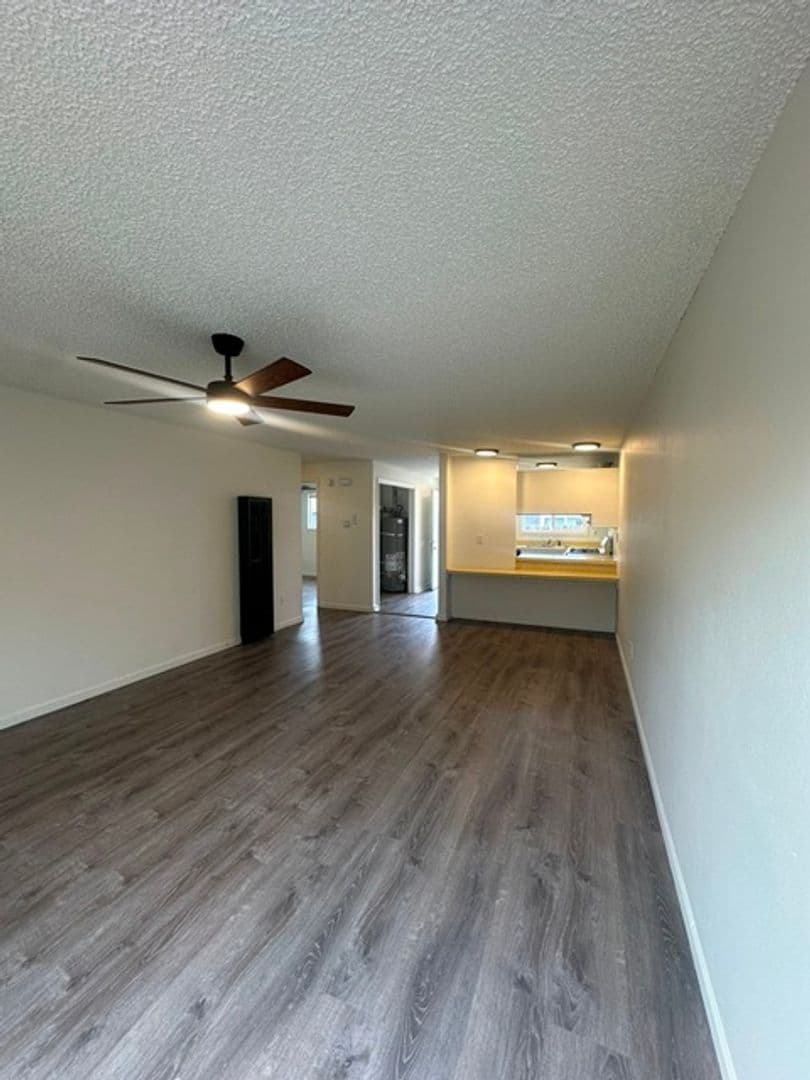 Klamath Falls Apartment: 2647 Pear Street