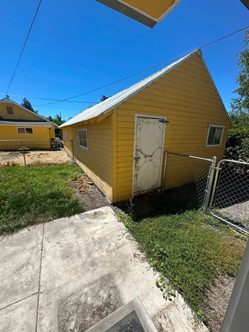 Klamath Falls House: 1220 Martin Street