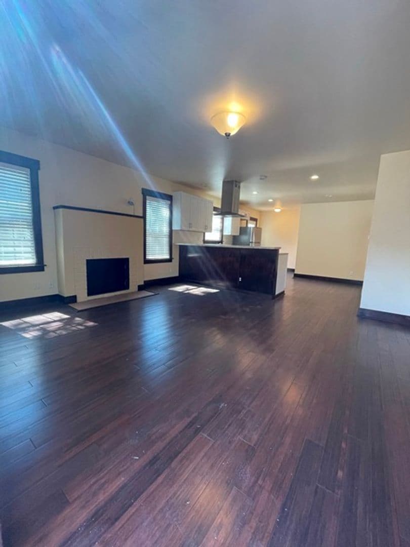 Klamath Falls House: 1040 N Eldorado Avenue