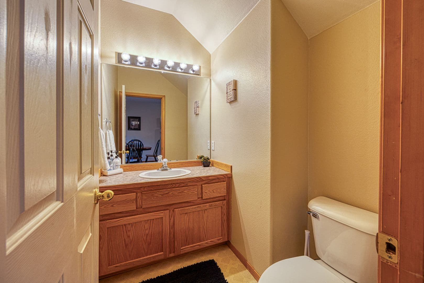 Klamath Falls Townhome: 10604 Cormorant Court