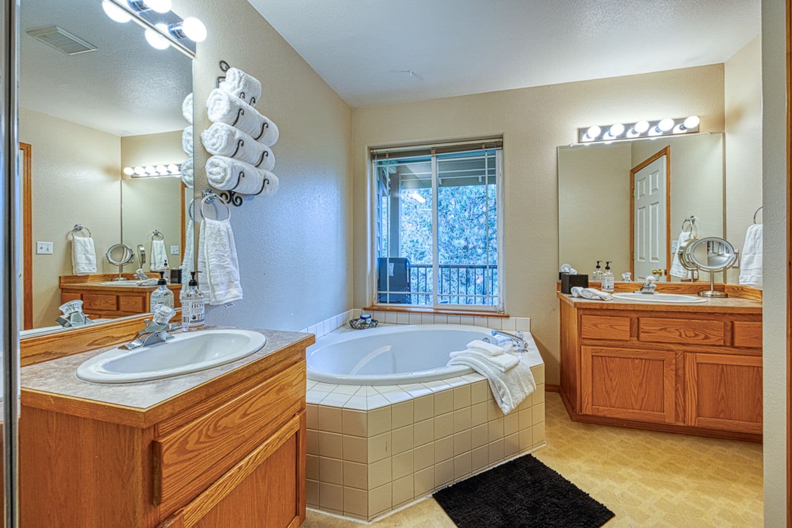 Klamath Falls Townhome: 10604 Cormorant Court