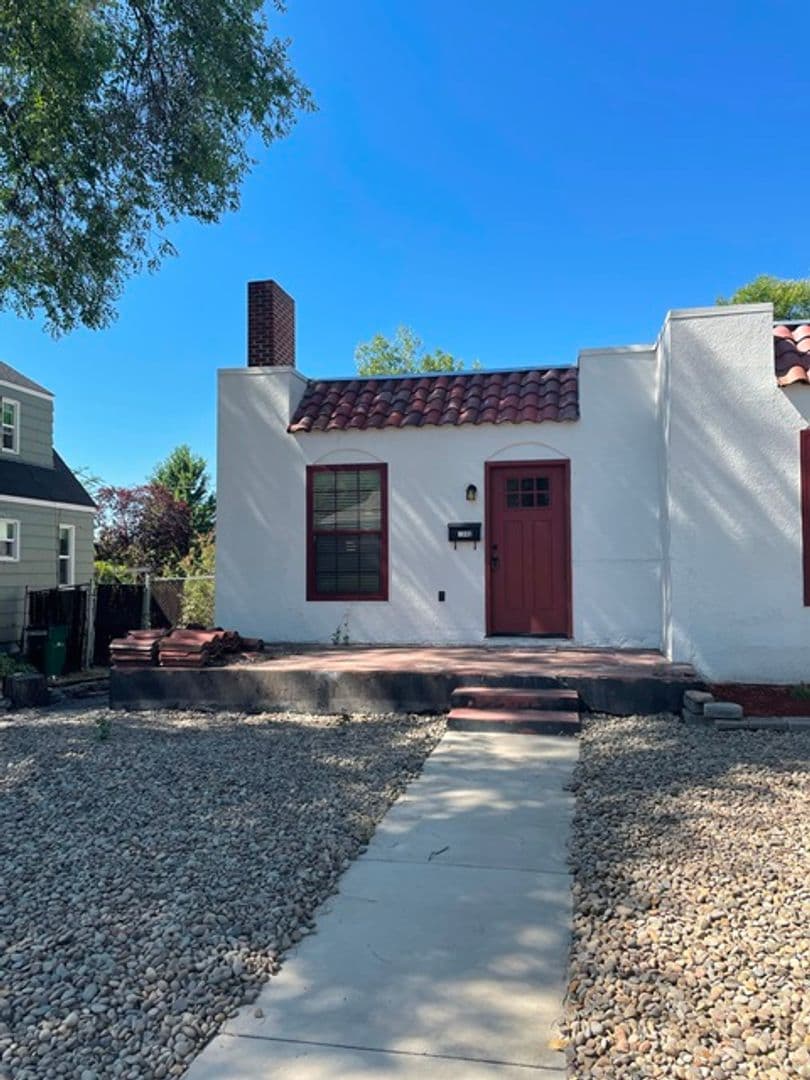 Klamath Falls House: 1040 N Eldorado Avenue