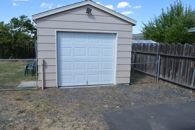 Klamath Falls House: 5505 Sturdivant Avenue