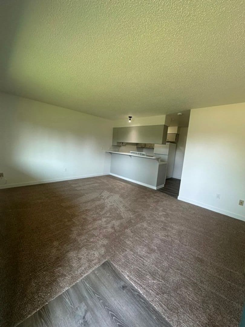 Klamath Falls Apartment: 4507 Cannon Avenue