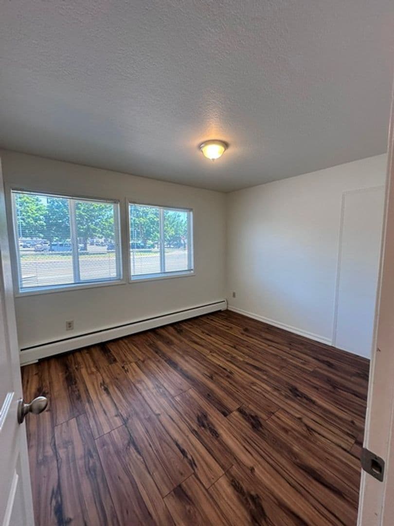 Klamath Falls Apartment: 2544 Union Street