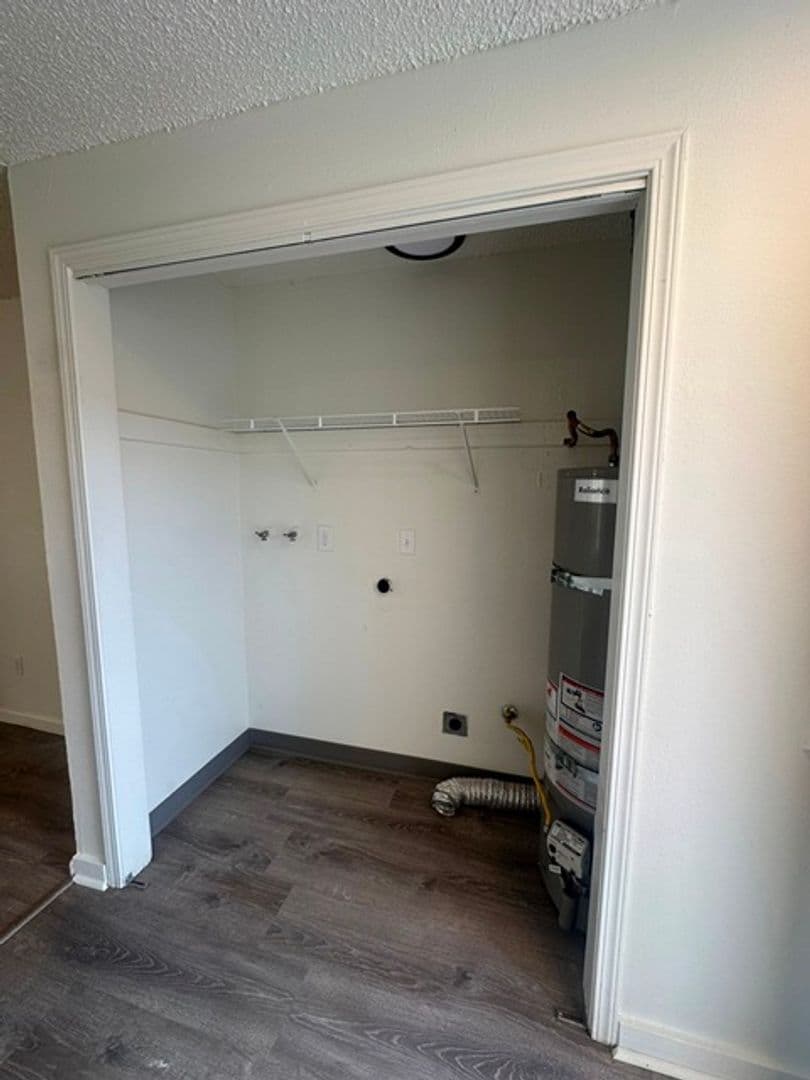 Klamath Falls Apartment: 2647 Pear Street