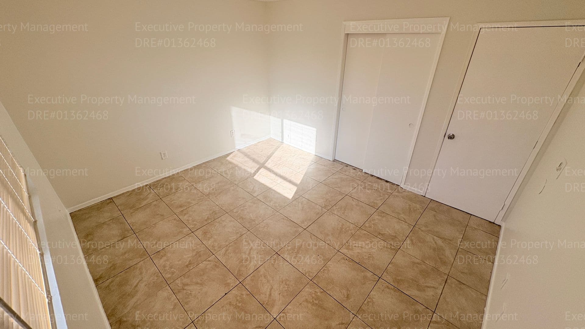 Bakersfield Apartment: 1405 Pacific St