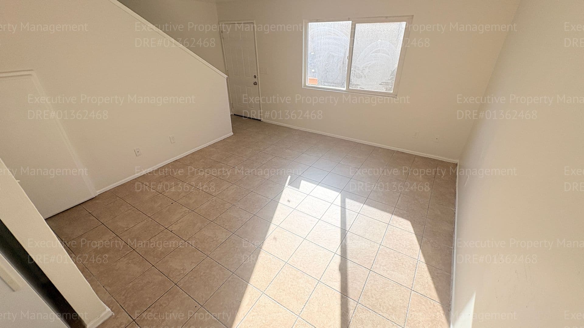 Bakersfield Apartment: 1405 Pacific St