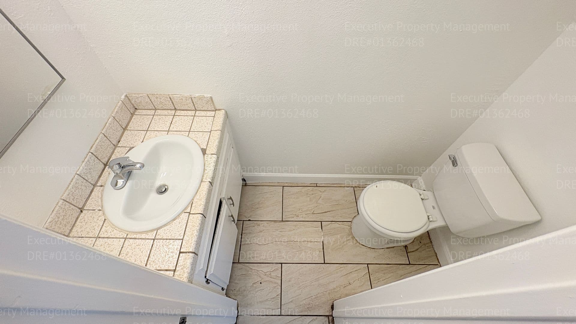 Bakersfield Apartment: 2909 S. Chester Ave