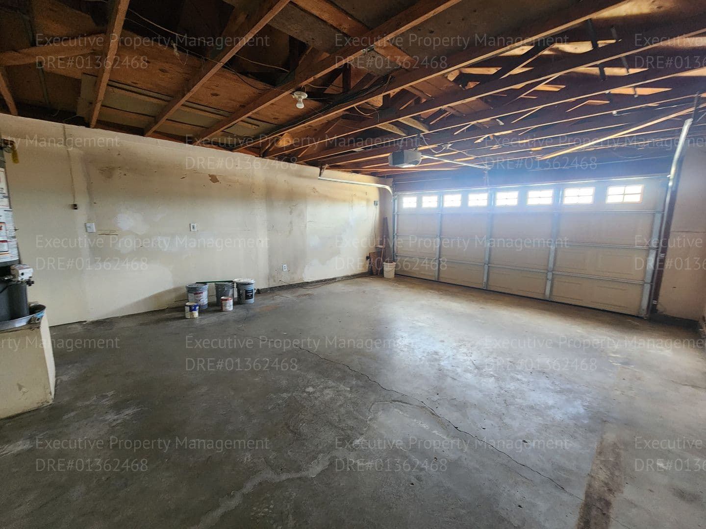 Bakersfield House: 10112 Meacham Rd