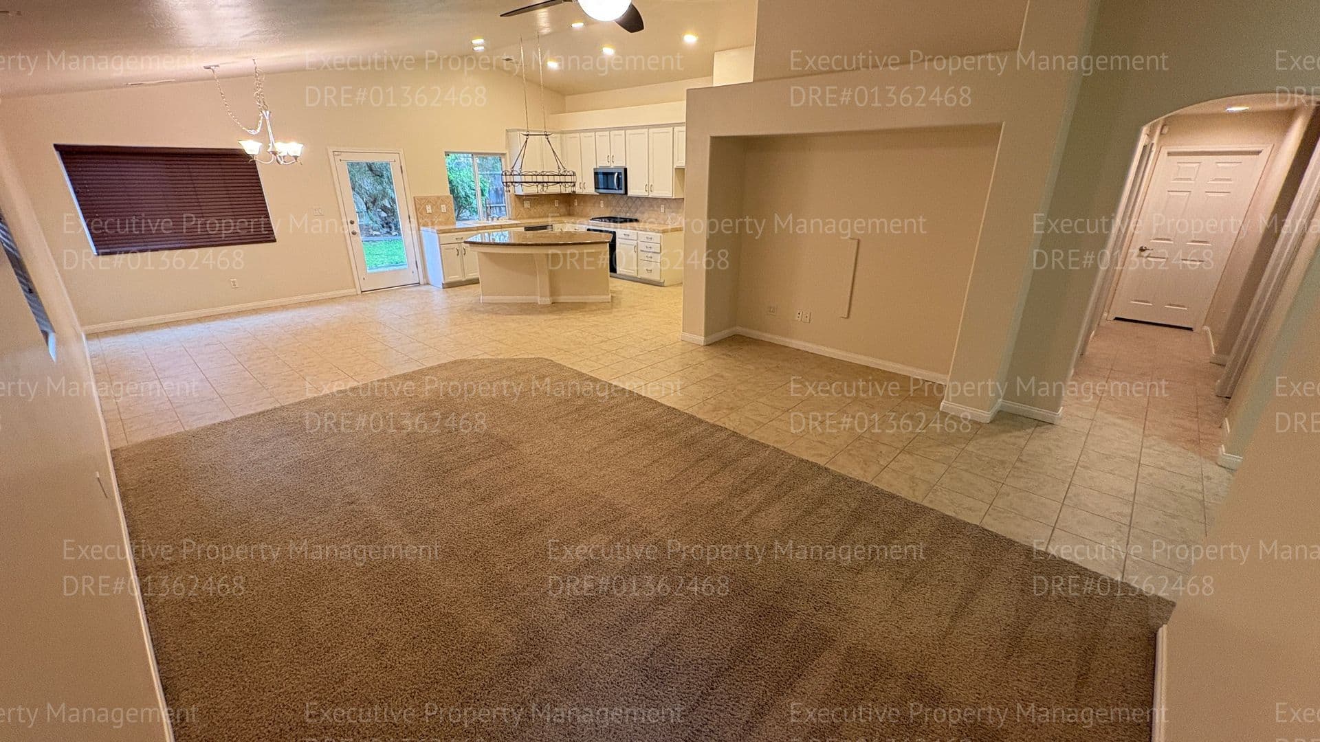 Bakersfield House: 13306 Cheyenne Mountain Dr