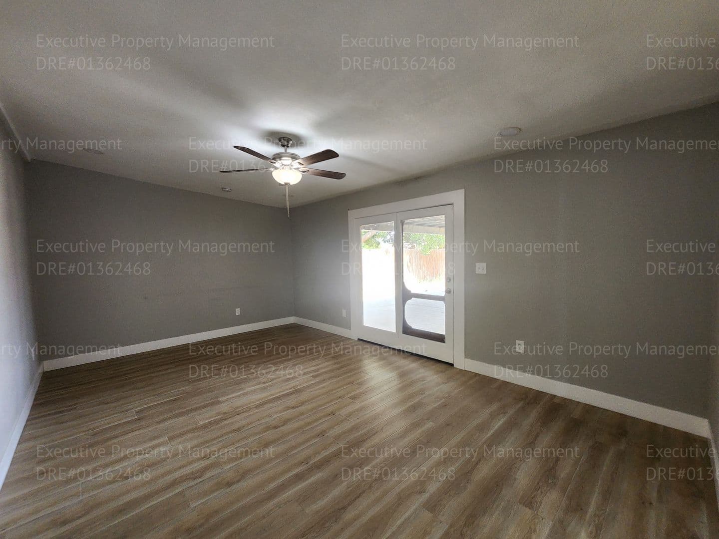 Bakersfield House: 10112 Meacham Rd