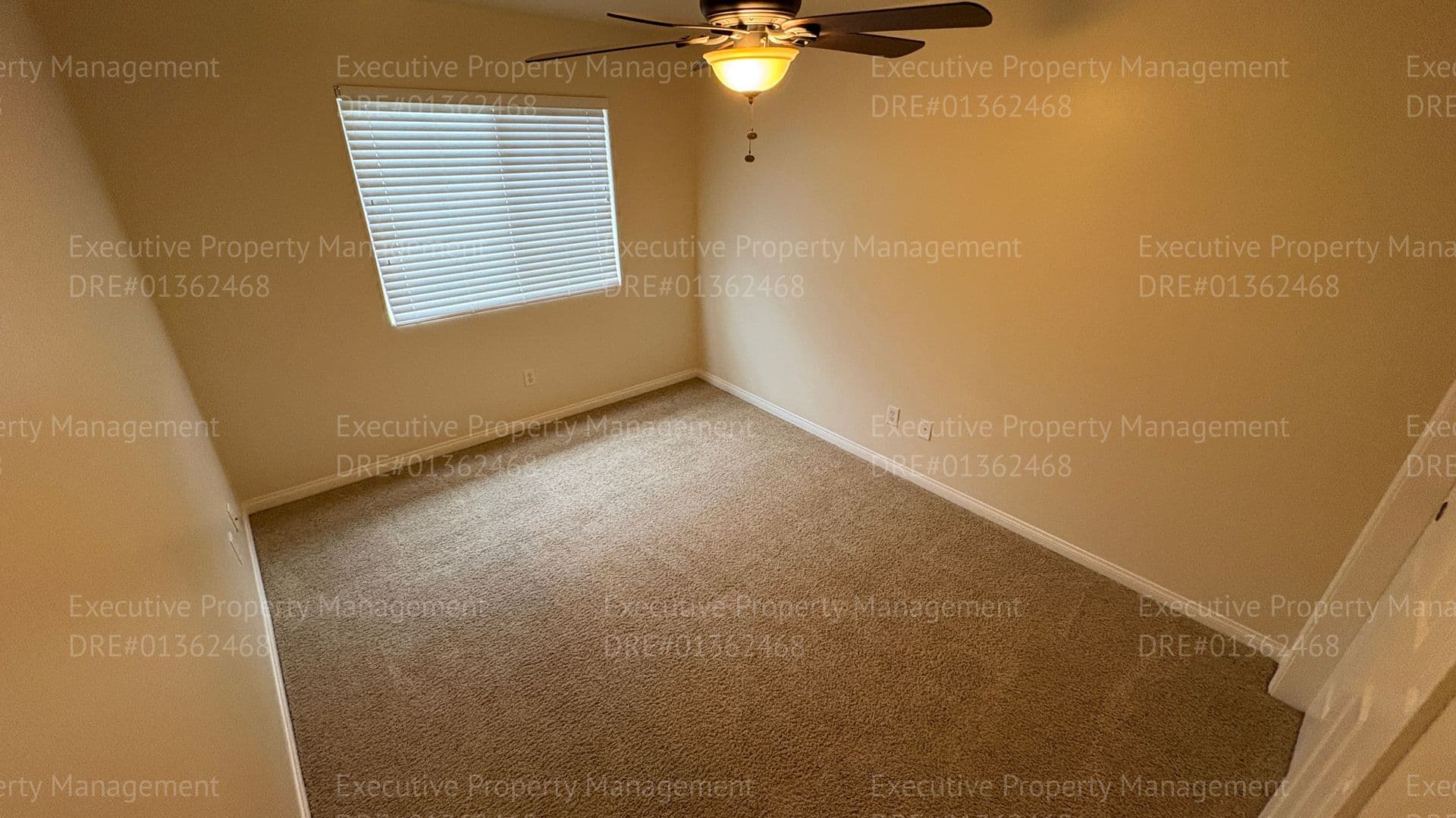 Bakersfield House: 13306 Cheyenne Mountain Dr