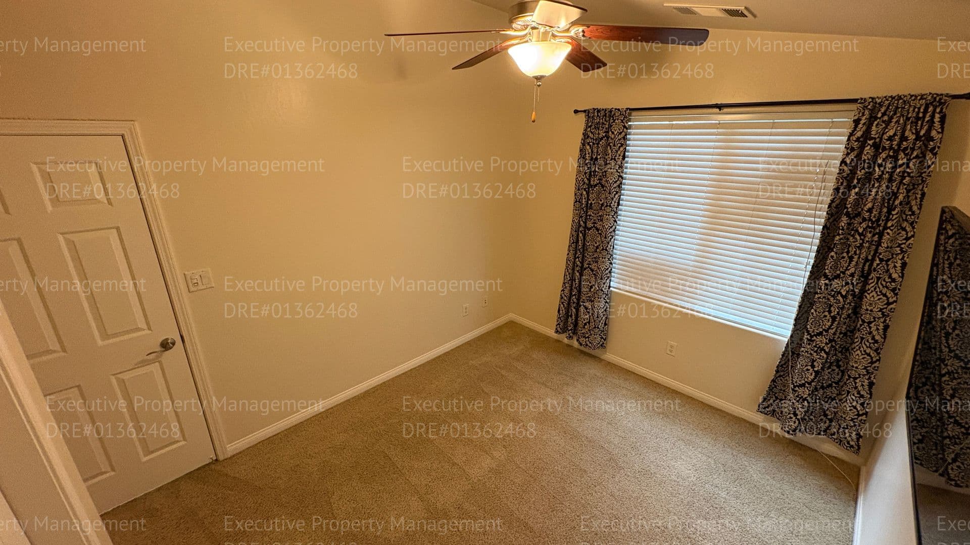 Bakersfield House: 13306 Cheyenne Mountain Dr