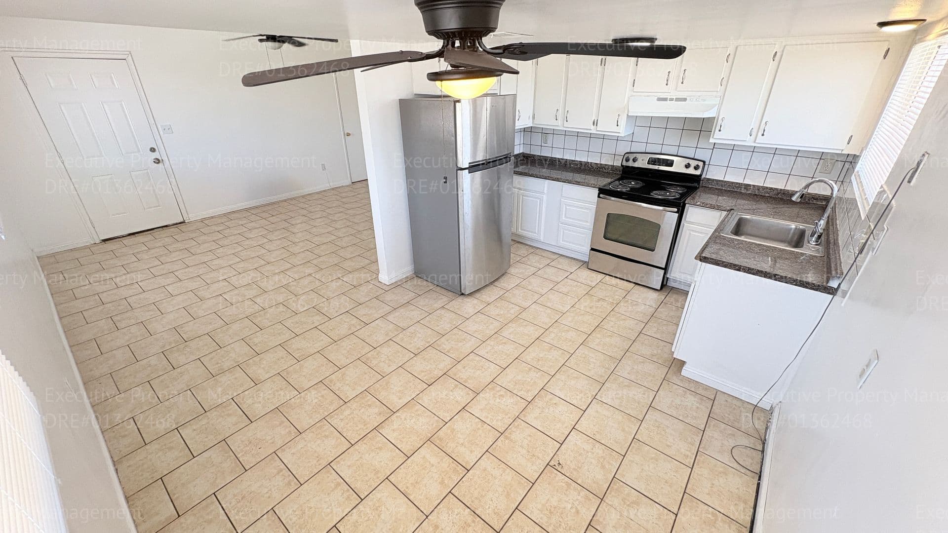 Bakersfield Apartment: 1303 Bernard St.