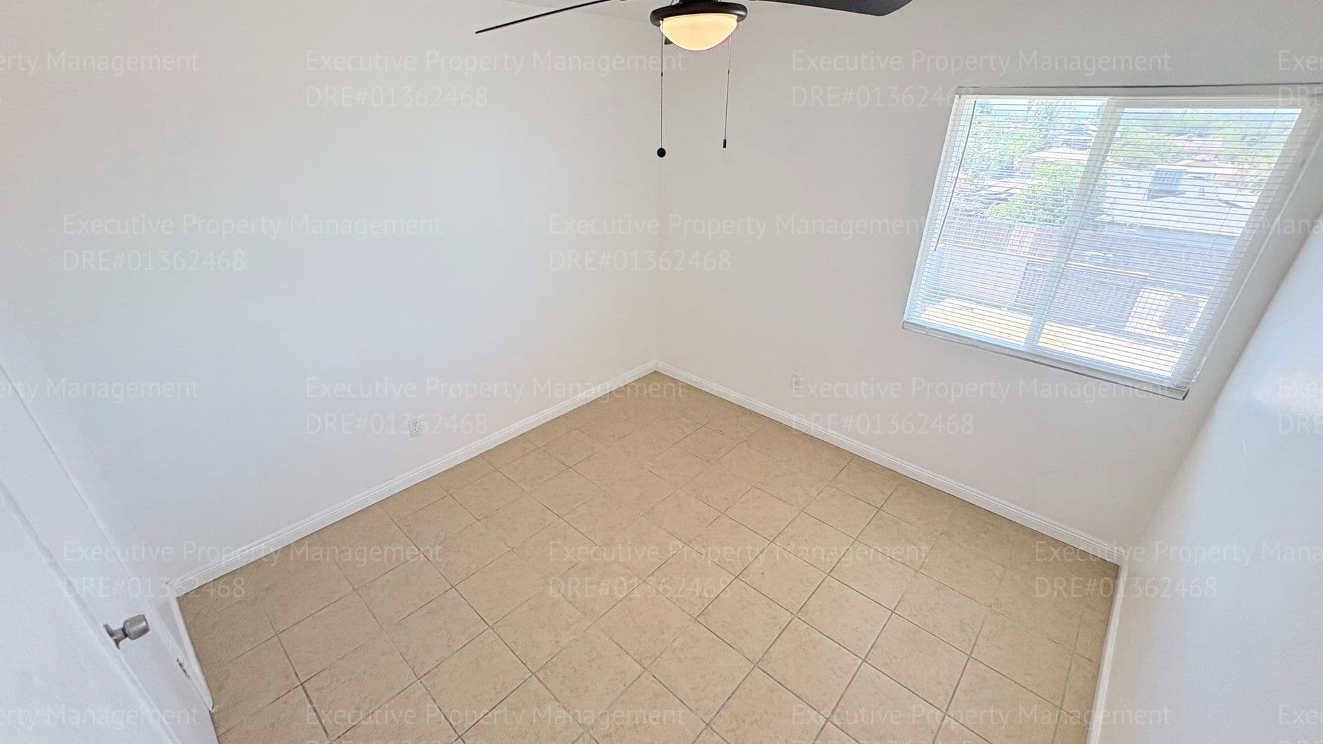 Bakersfield Apartment: 1303 Bernard St.