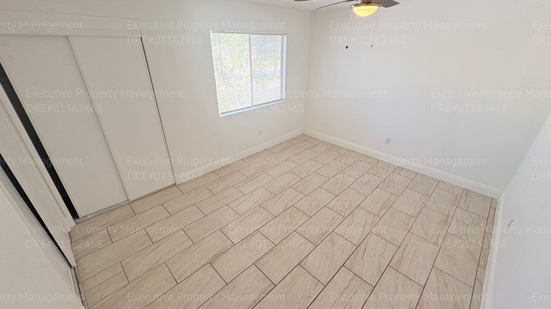 Bakersfield Apartment: 2909 S. Chester Ave