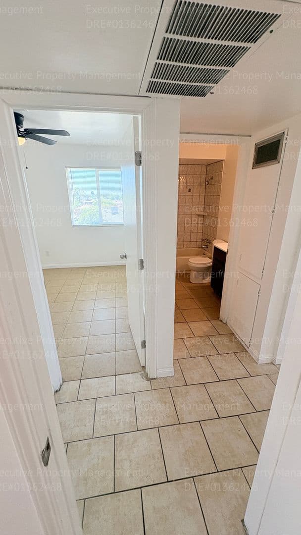 Bakersfield Apartment: 1303 Bernard St.