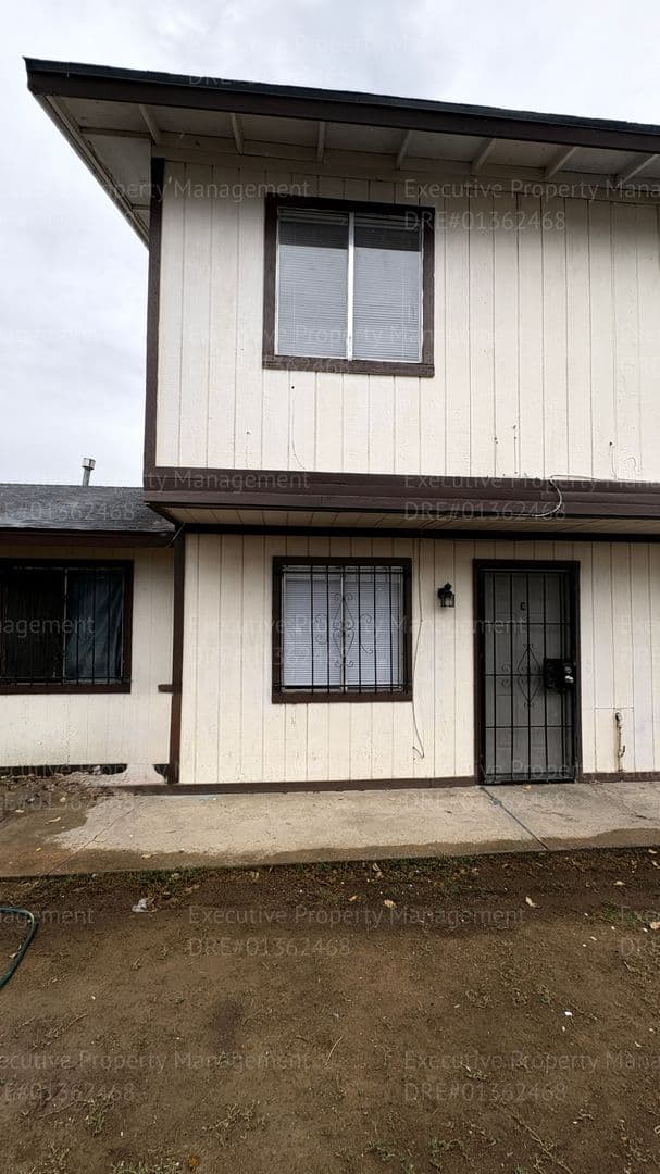 Bakersfield Apartment: 237 Dr Martin L King Jr Blvd