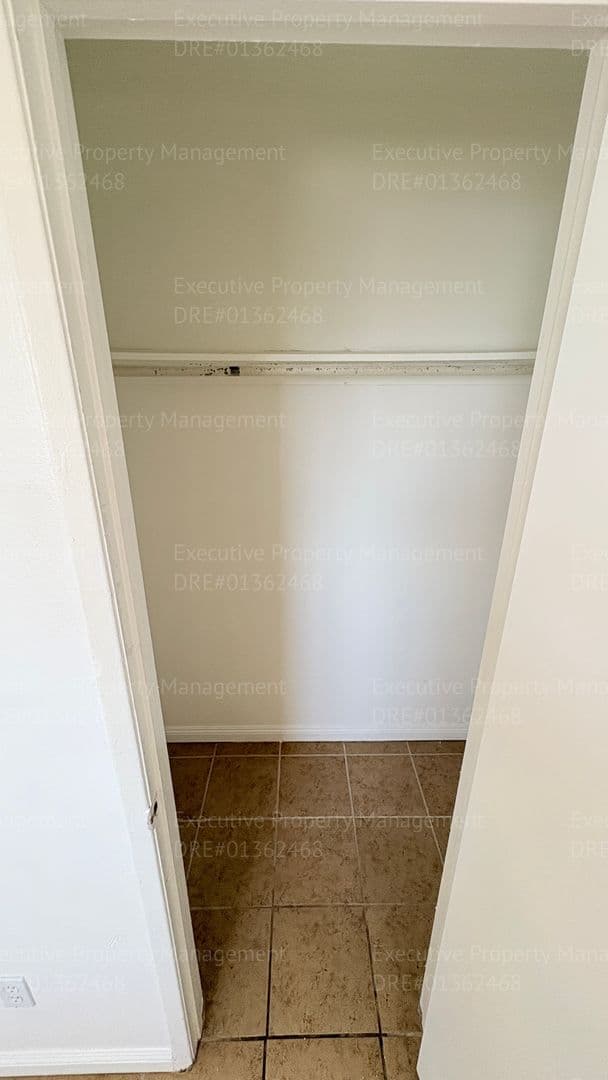 Bakersfield Apartment: 1303 Bernard St.