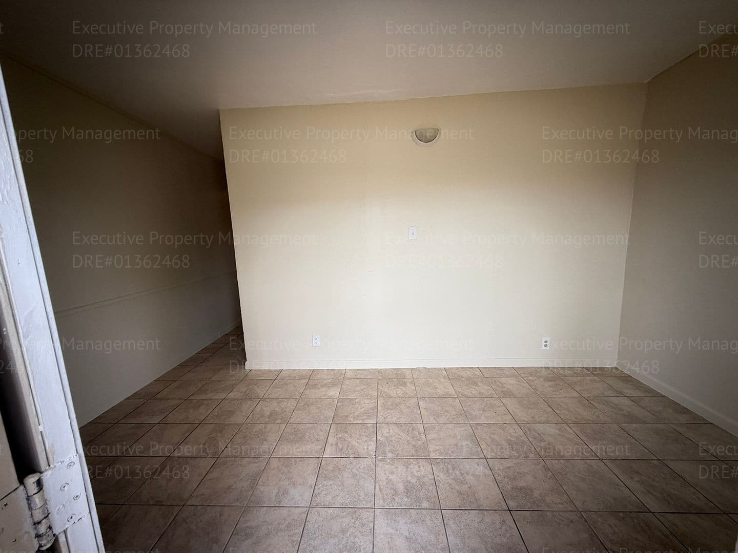 Bakersfield Apartment: 9530 S. Union Ave