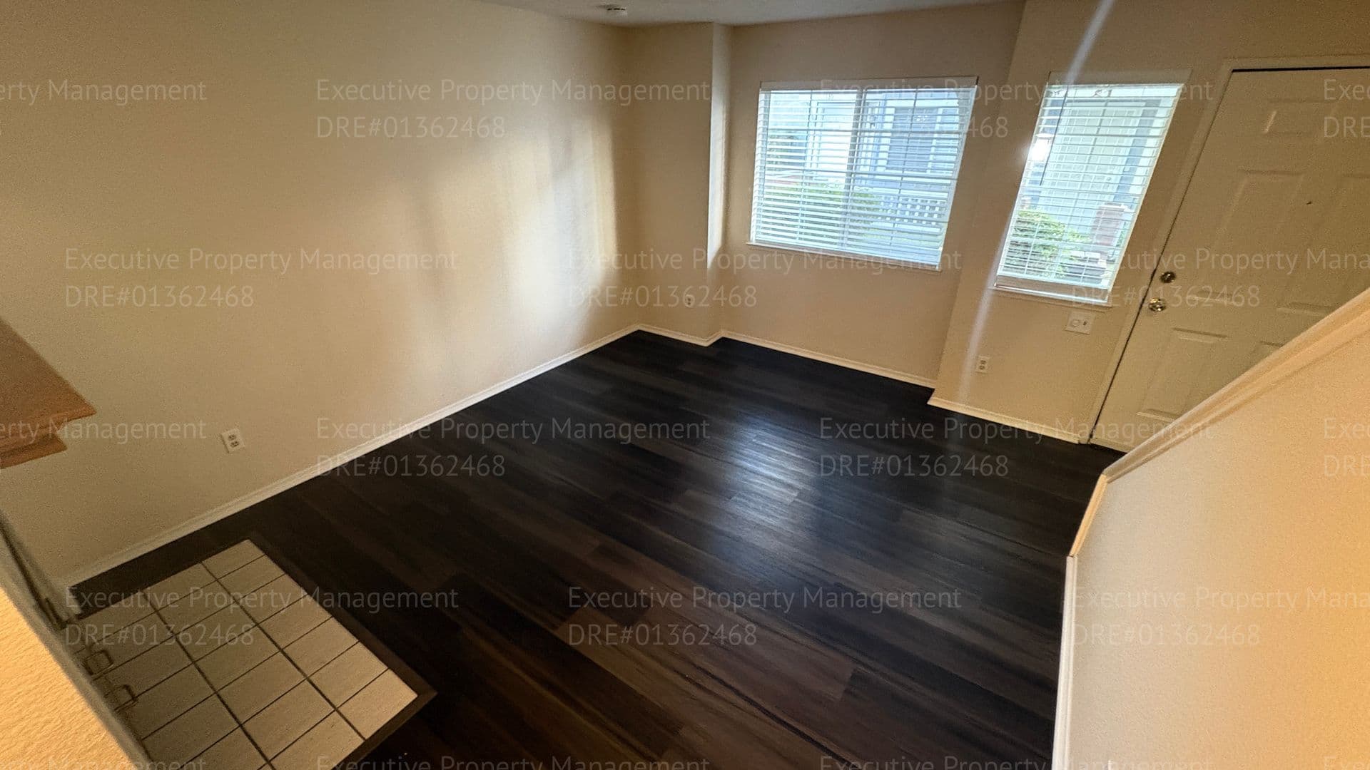 Bakersfield Townhome: 2600 Brookside Dr #128