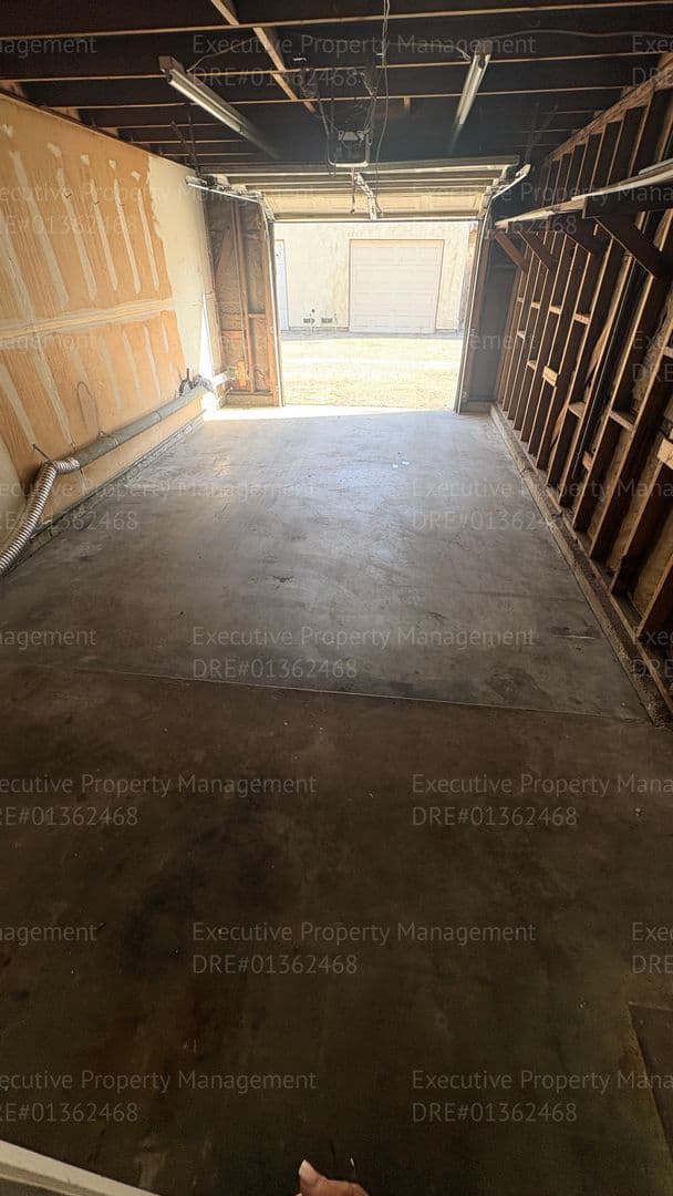 Bakersfield Townhome: 4800 Nordic Dr #G