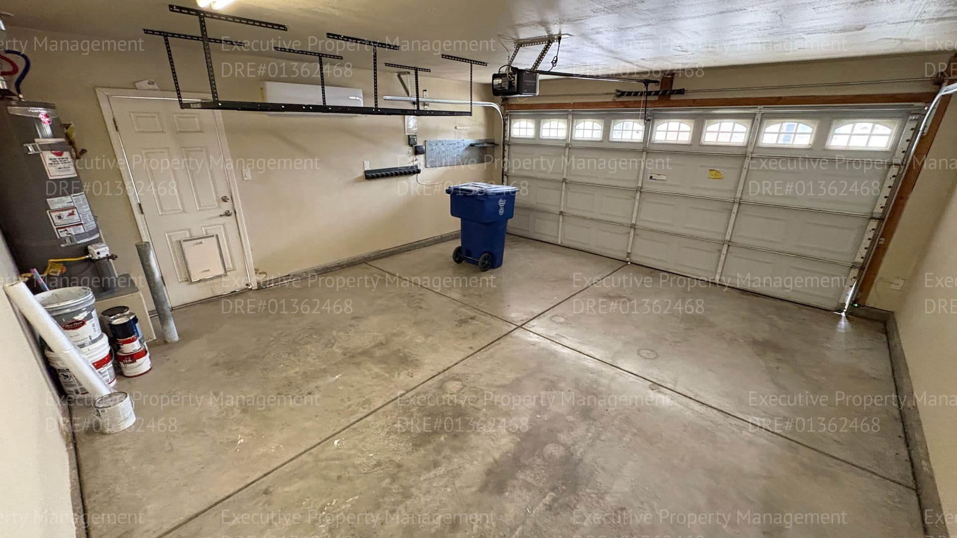 Bakersfield House: 13306 Cheyenne Mountain Dr
