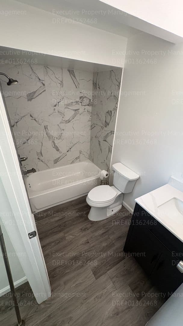 Bakersfield Townhome: 4800 Nordic Dr #G