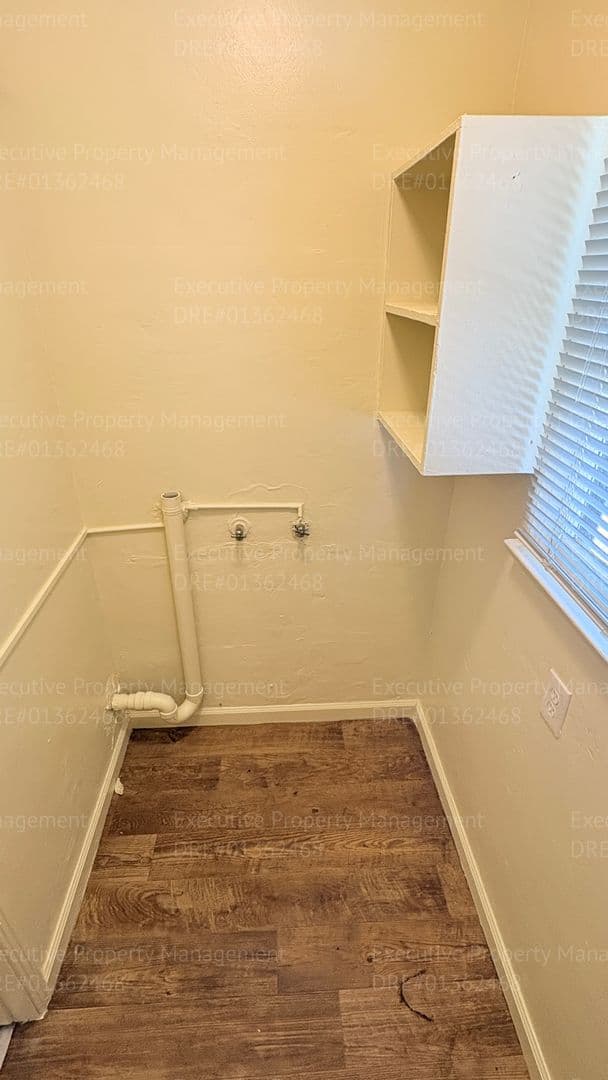 Bakersfield House: 2321 N. Inyo St