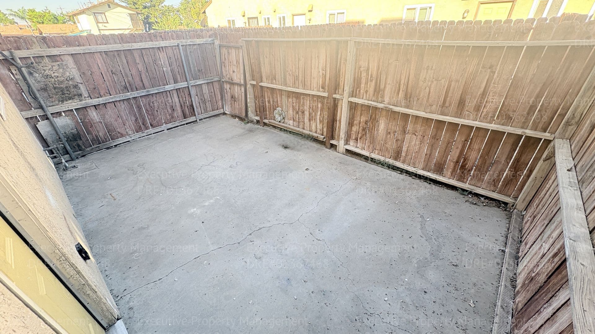 Bakersfield Apartment: 1405 Pacific St