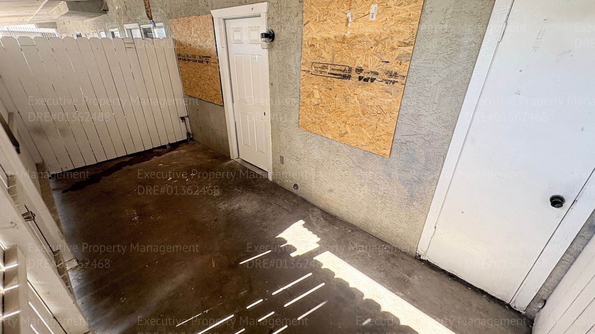 Bakersfield Apartment: 2909 S. Chester Ave