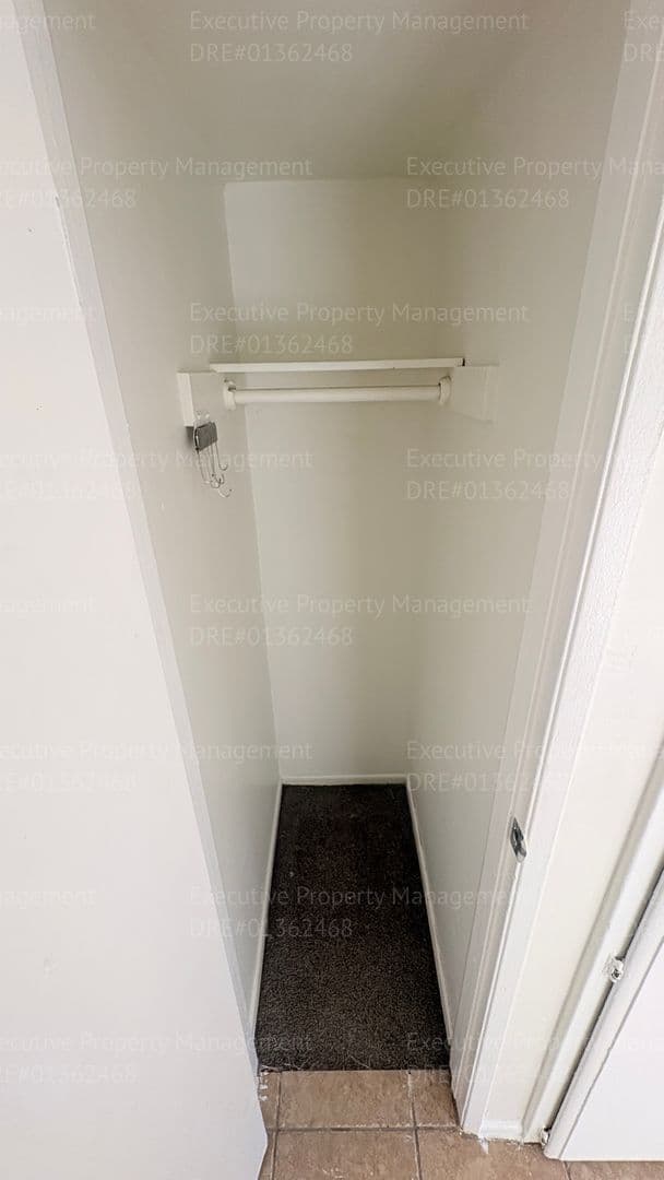 Bakersfield Apartment: 1405 Pacific St
