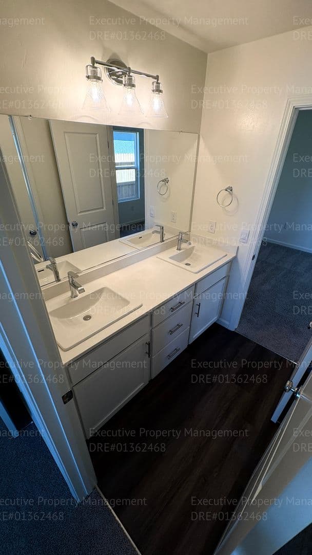 Bakersfield House: 9127 Dresden Dolls Dr