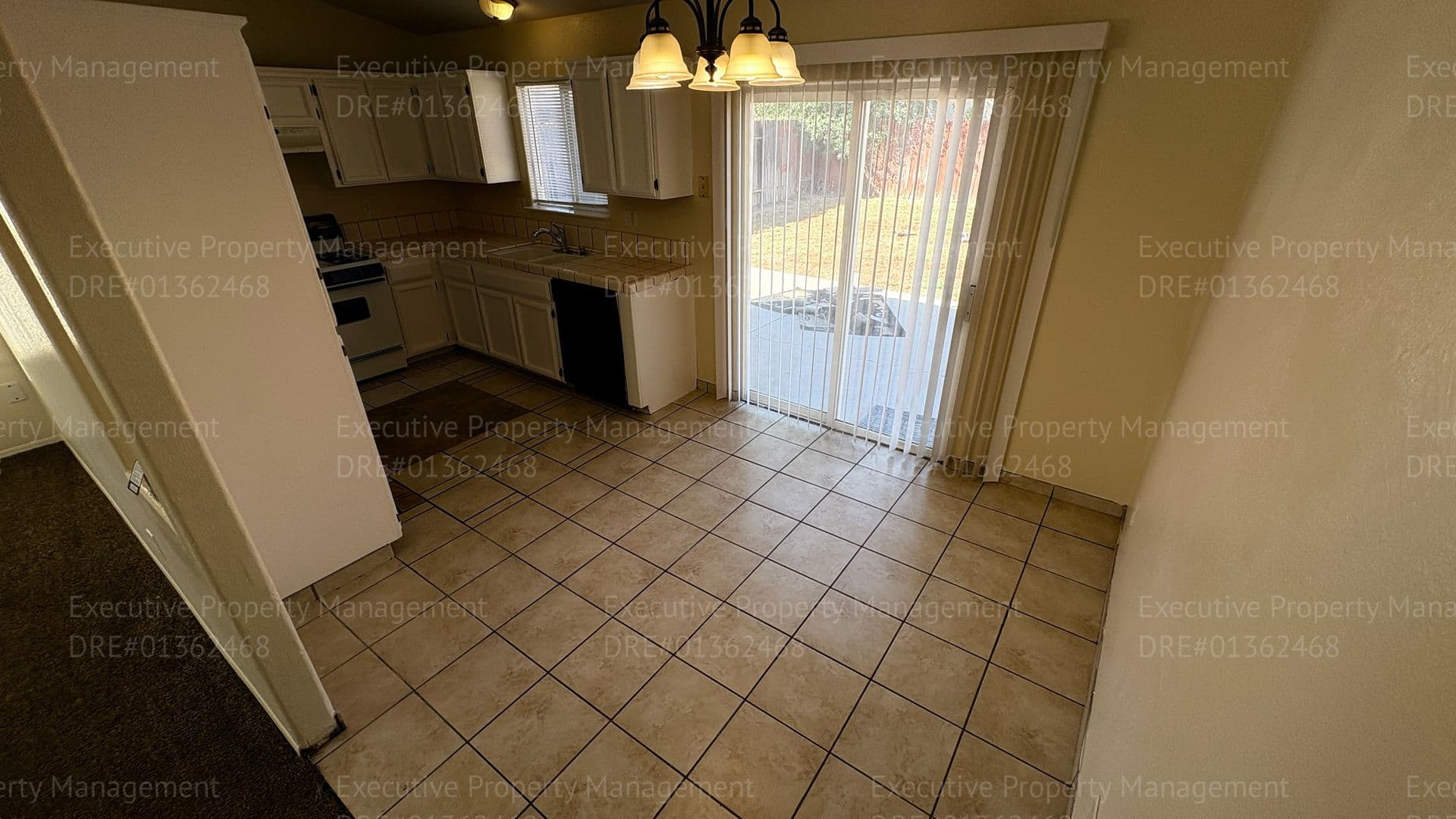 Bakersfield House: 5515 Sugar Pine Dr