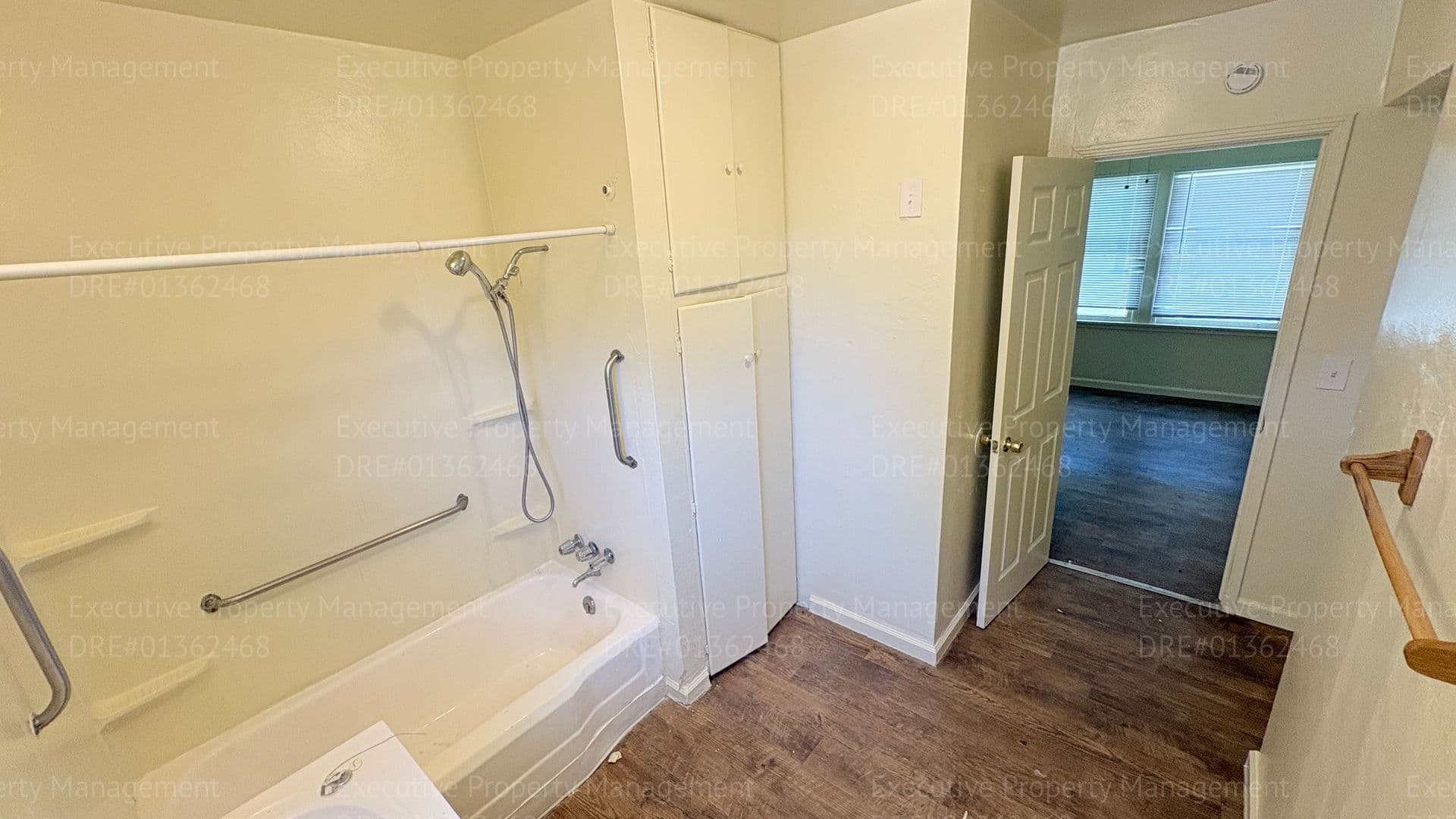 Bakersfield House: 2321 N. Inyo St