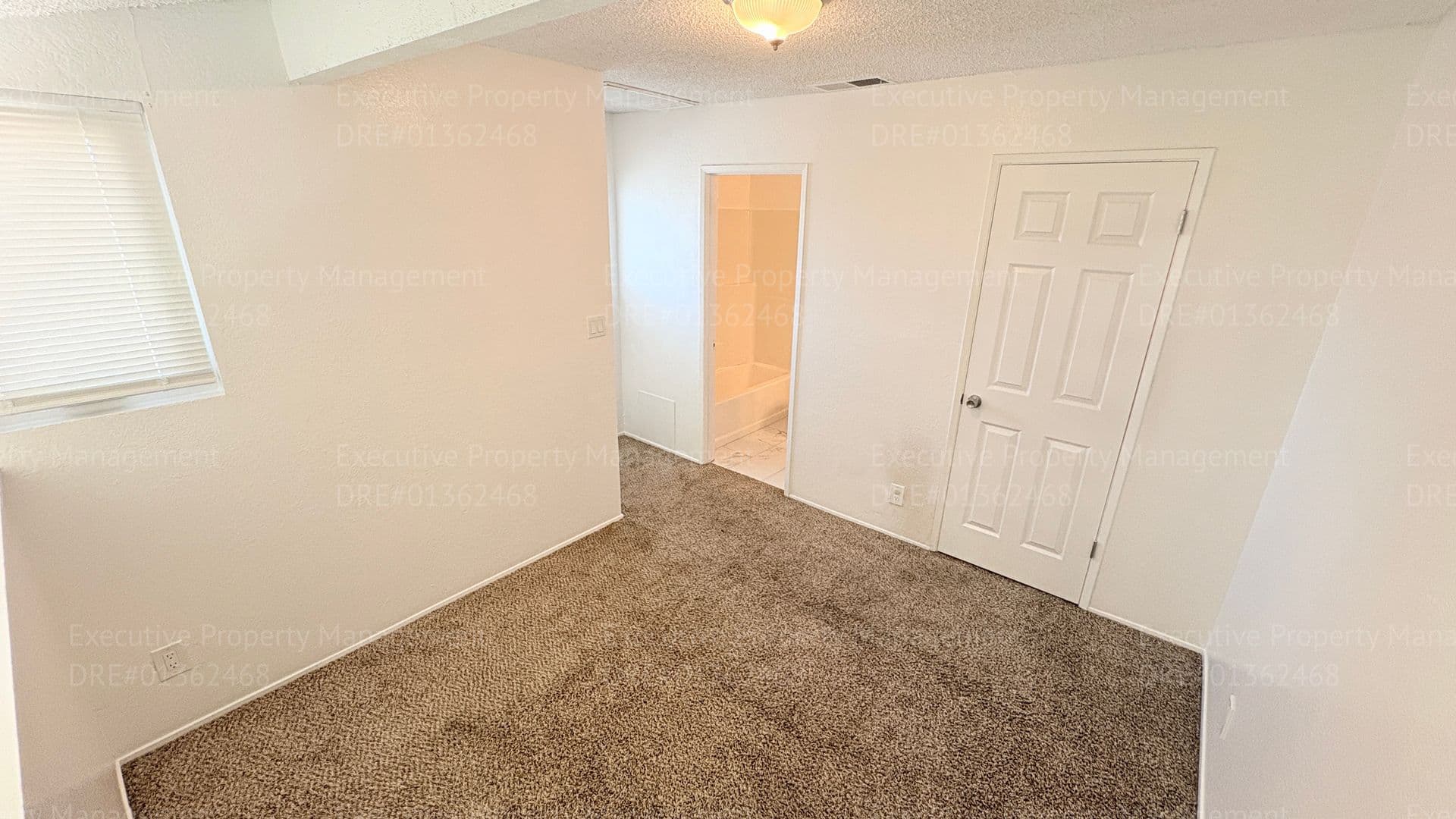 Bakersfield Apartment: 4220 Parker Ave