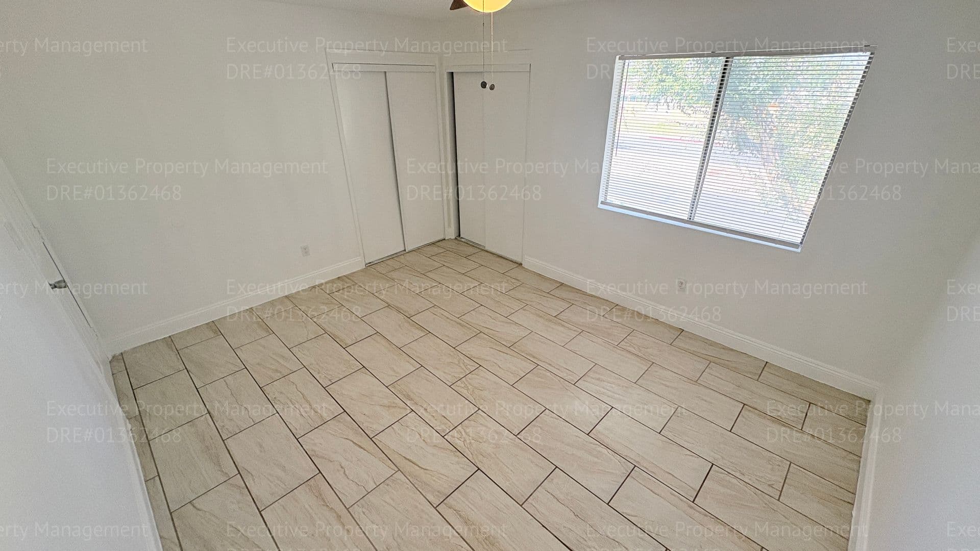 Bakersfield Apartment: 2909 S. Chester Ave
